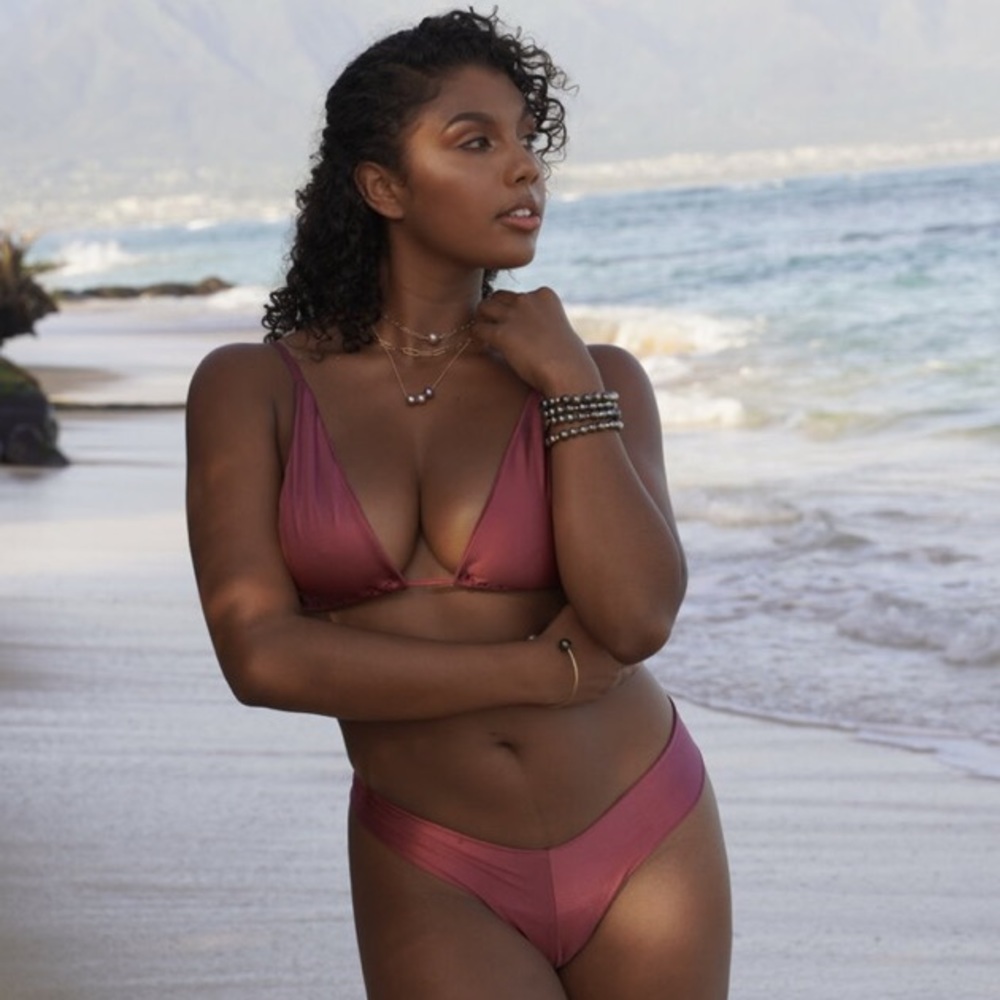 Hanu Hawai’i Bikini Top